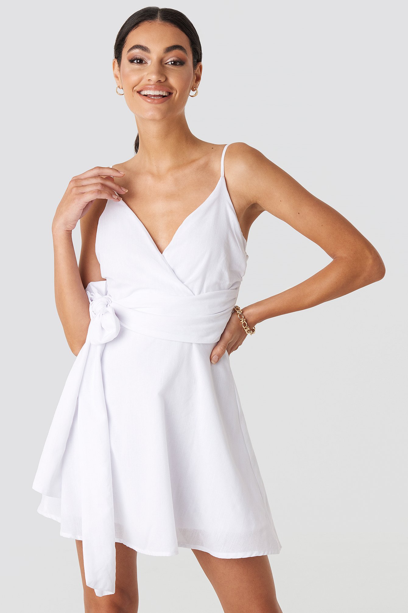 V-neck Wrap Mini Dress White | na-kd.com